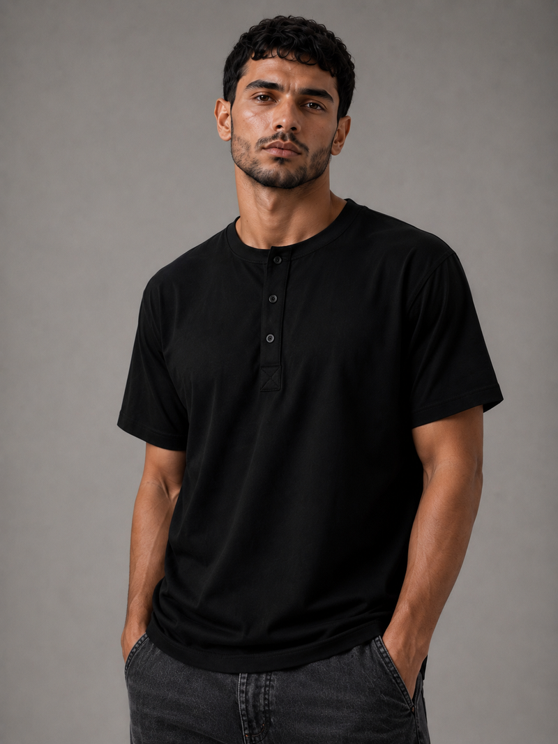 Relaxed Fit Henley Tee – Black